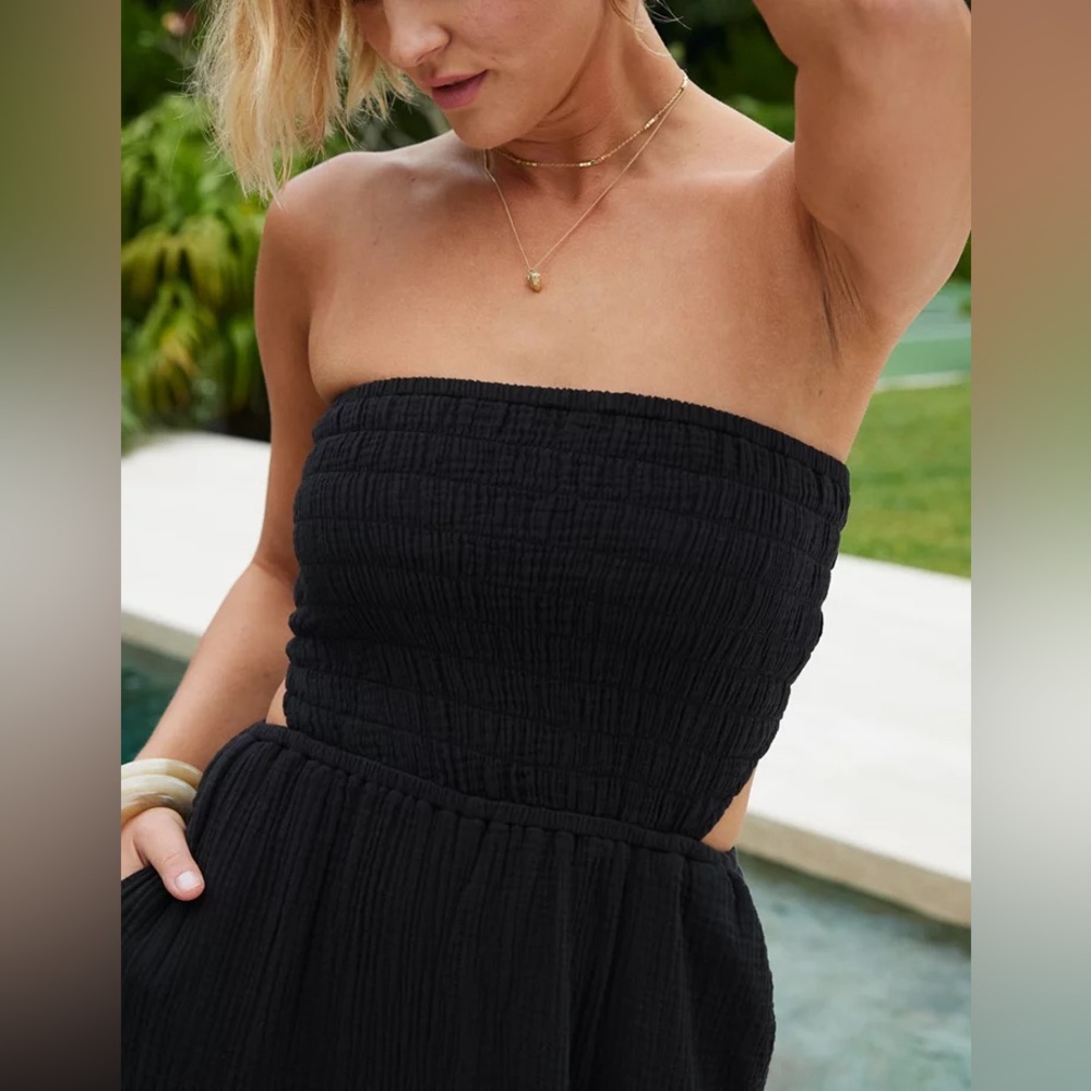 Aerie Black Gauzy Strapless Wide Leg Jumpsuit size Large EUC - Picture 6 of 13